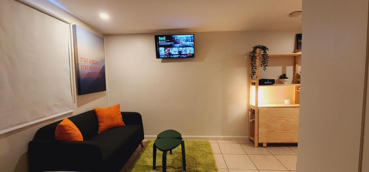 Private Aparment Studio In The Hard Of Miami Unit # 6 Opa-locka Eksteriør bilde